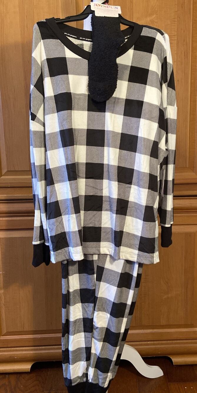 NEW! Joyspun Black & White Checkerboard Velour Pajama Set W Slipper Socks/ Sz.2X